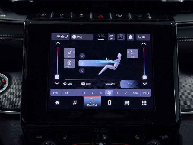 Certified 2025 Jeep Grand Cherokee Altitude AWD/4WD image 28