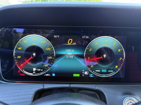 Used 2023 Mercedes-Benz E 450 4MATIC Cabriolet image 38