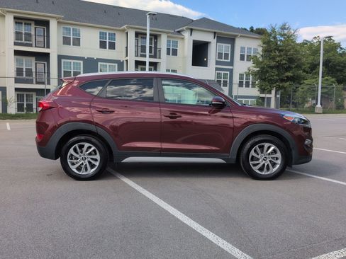 Used 2018 Hyundai Tucson SEL Plus AWD/4WD image 3