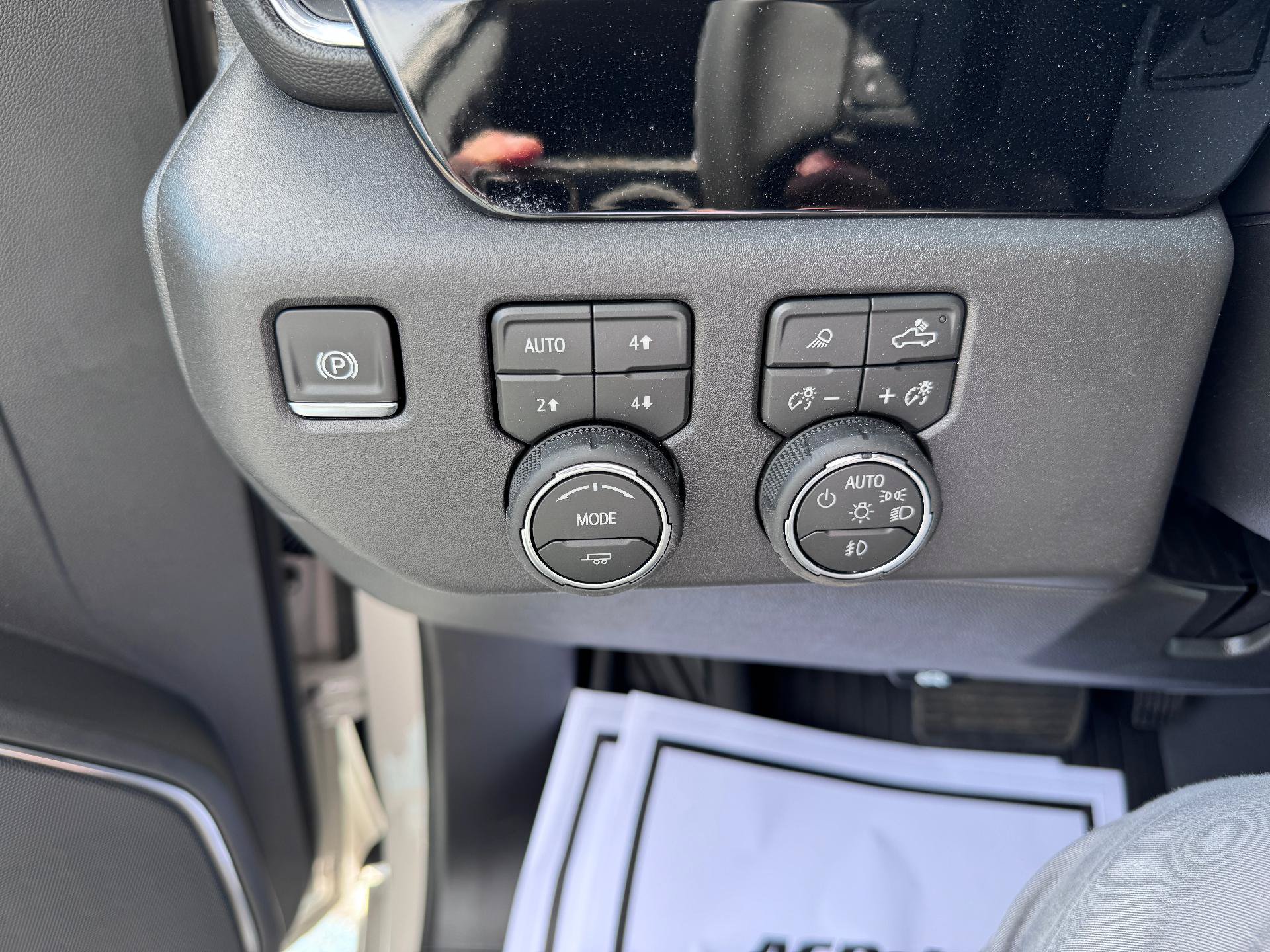 New 2026 Chevrolet Silverado 1500 RST w/ RST All Star Premium Package AWD/4WD image 24