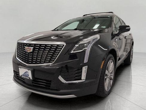 Used 2024 Cadillac XT5 Premium Luxury w/ Technology Package AWD/4WD image 12