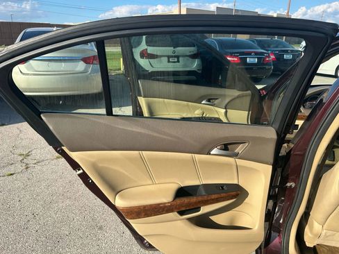 Used 2010 Honda Accord EX-L image 11
