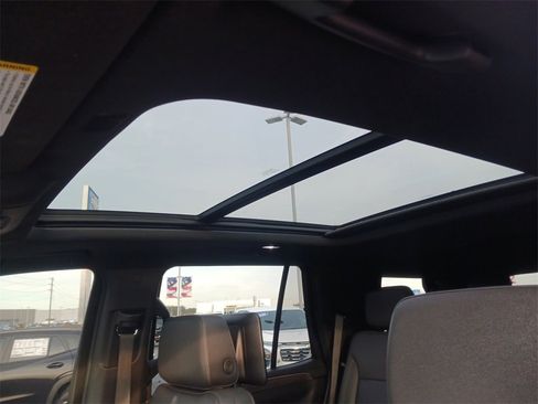 Used 2023 Chevrolet Tahoe Z71 w/ Z71 Off-Road Package image 23