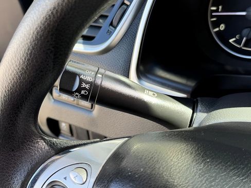 Used 2015 Nissan Murano S w/ Navigation Package image 37