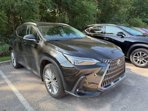 Used 2024 Lexus NX 350h AWD w/ Vision Package image 3