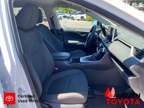 Certified 2024 Toyota RAV4 LE AWD/4WD image 16