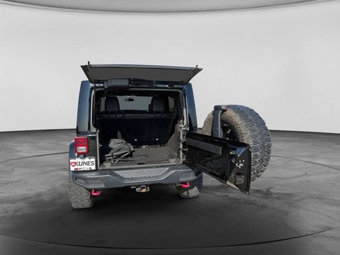 Used 2016 Jeep Wrangler Unlimited Rubicon AWD/4WD image 43