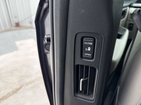 New 2026 Honda Odyssey EX-L image 18