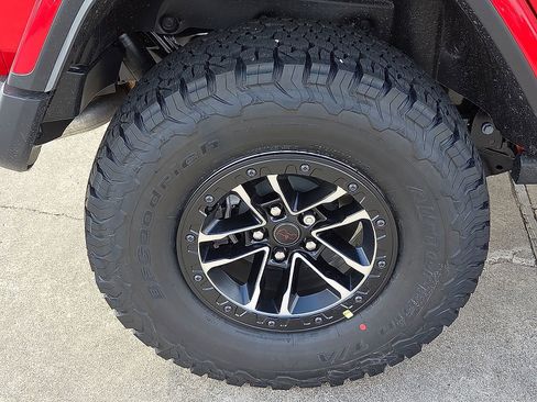 New 2026 Jeep Wrangler Unlimited Rubicon AWD/4WD image 7