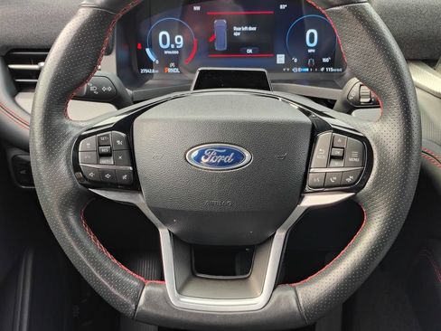 Used 2025 Ford Explorer ST-Line w/ ST-Line Street Pack AWD/4WD image 47