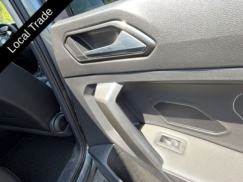 Used 2022 Volkswagen Tiguan SE FWD image 20