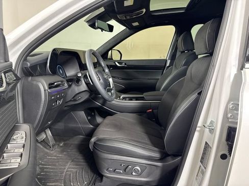 Used 2025 Hyundai Palisade Calligraphy AWD/4WD image 11