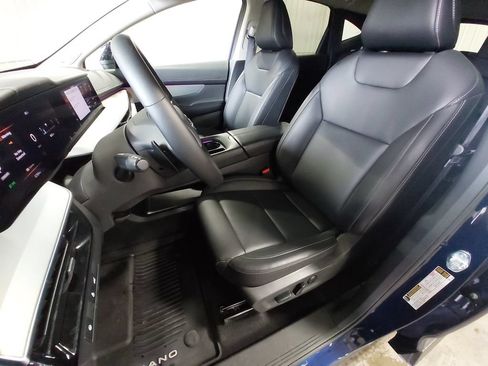 Certified 2025 Nissan Murano SL w/ Cargo Package AWD/4WD image 15
