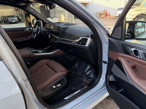 Used 2026 BMW X5 M60i image 27