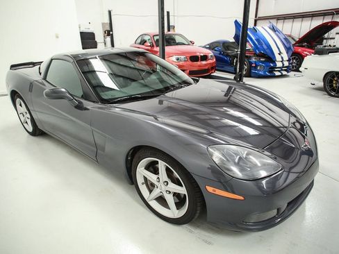 Used 2013 Chevrolet Corvette Coupe RWD image 8