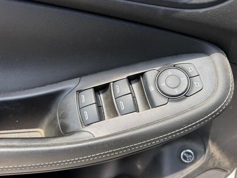 Used 2023 Buick Encore GX Select w/ Sport Touring Package FWD image 16