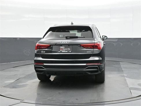 New 2025 Audi Q3 2.0T Premium image 6