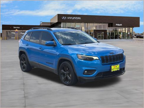 Used 2020 Jeep Cherokee Latitude Plus FWD image 7