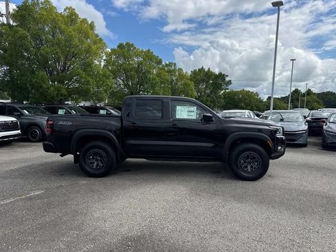 New 2026 Nissan Frontier PRO-4X w/ Tow Package AWD/4WD image 3
