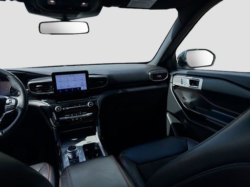 Used 2023 Ford Explorer ST-Line w/ Class IV Trailer Tow Package image 22