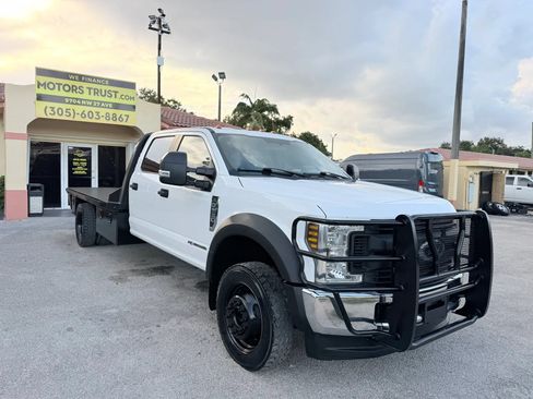 Used 2019 Ford F550 4x4 Crew Cab image 7