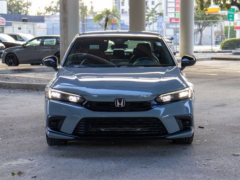 Used 2024 Honda Civic Sport image 2