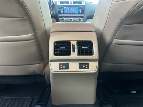 Used 2017 Subaru Outback 2.5i Limited image 24