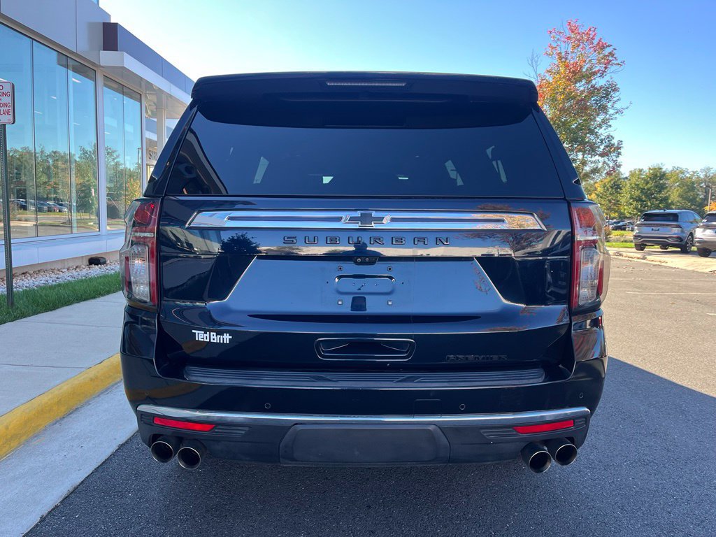 Used 2021 Chevrolet Suburban Premier AWD/4WD image 7