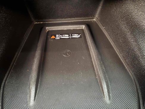 Used 2018 Chevrolet Traverse Premier w/ LPO, Black Accent Package image 44