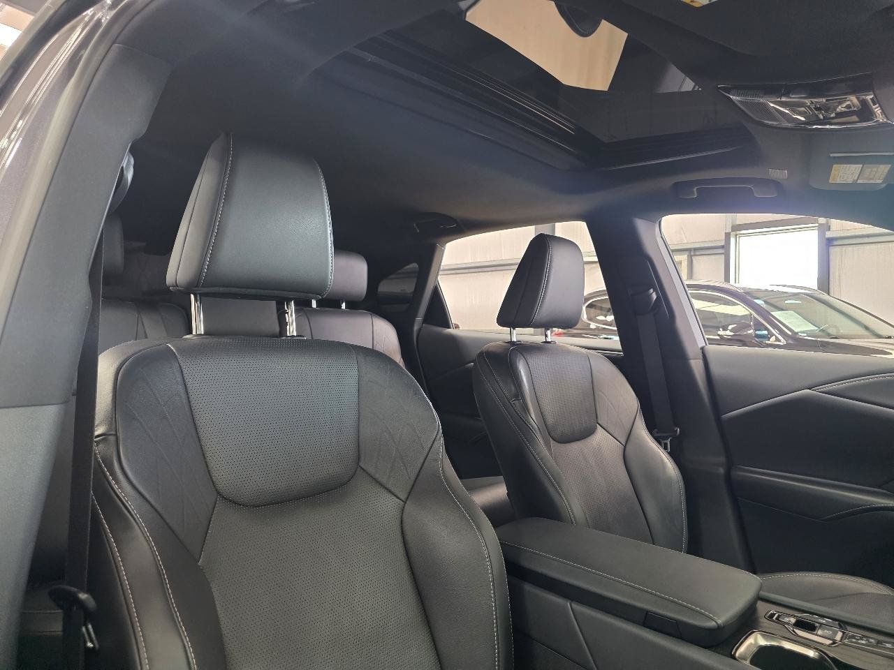 Used 2024 Lexus RX 350 Premium Plus w/ Convenience Package FWD image 27