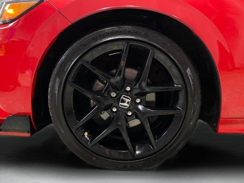 Used 2023 Honda Civic Sport image 8
