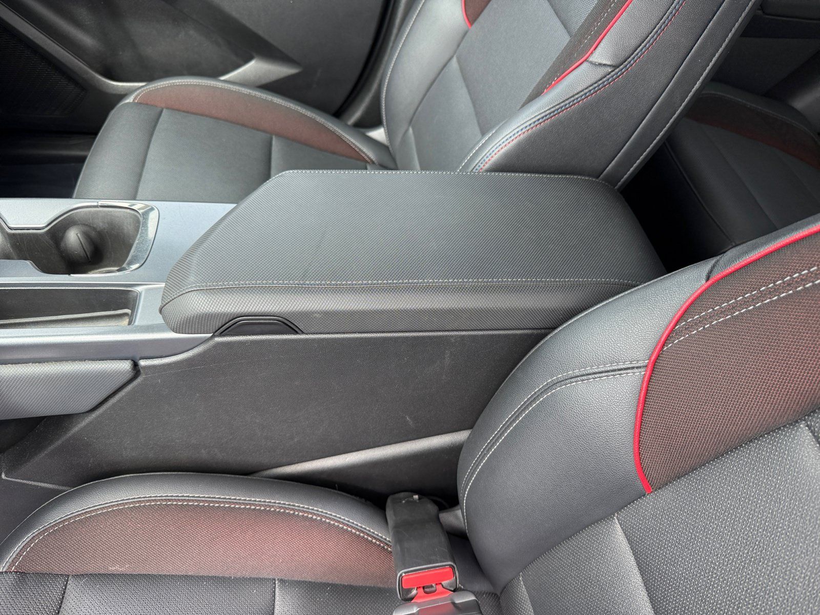 Used 2024 Chevrolet Equinox EV RS FWD image 14