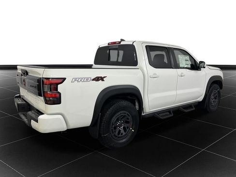 New 2026 Nissan Frontier PRO-4X w/ Pro-4x Convenience Package image 5