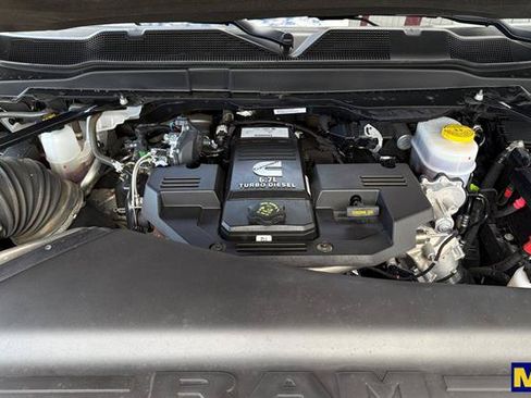 Used 2024 RAM 2500 Laramie w/ Safety Group AWD/4WD image 23