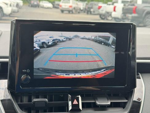 Used 2026 Toyota Corolla LE FWD image 29