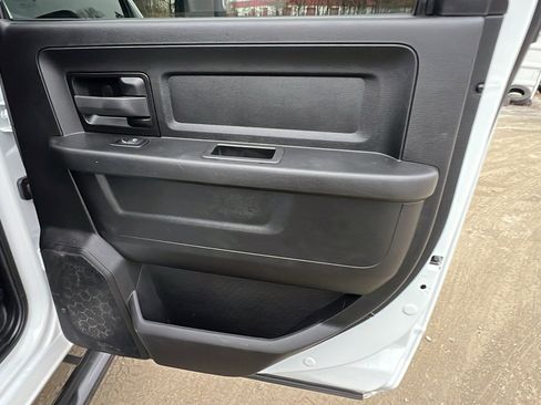 Used 2024 RAM 2500 Tradesman w/ Chrome Appearance Group image 20