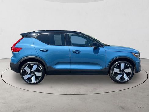 Certified 2023 Volvo XC40 Recharge Ultimate AWD/4WD image 6