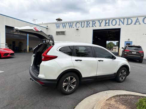Used 2018 Honda CR-V LX image 12