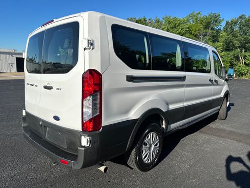 Used 2023 Ford Transit 350 XLT RWD image 7