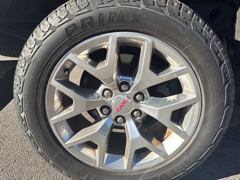 Used 2018 GMC Sierra 1500 SLT w/ SLT Premium Package image 13