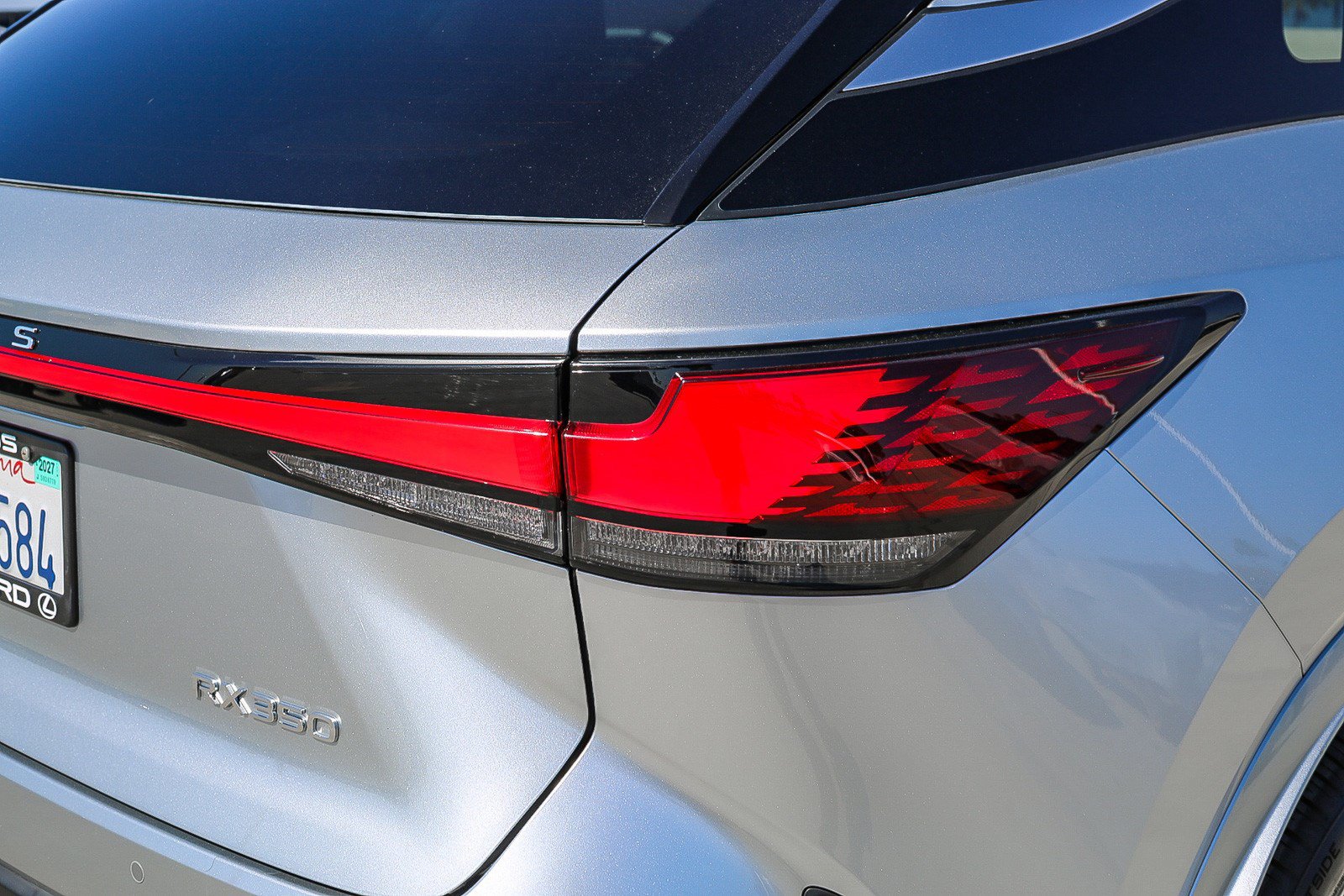 Used 2023 Lexus RX 350 FWD w/ Accessory Package (A2) image 9