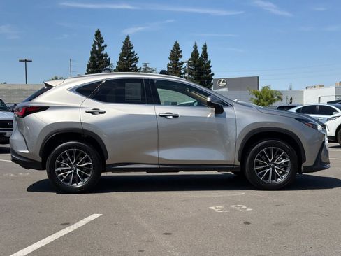 Used 2025 Lexus NX 350h AWD w/ Cold Area Package image 6