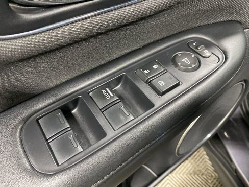 Certified 2022 Honda HR-V EX image 18