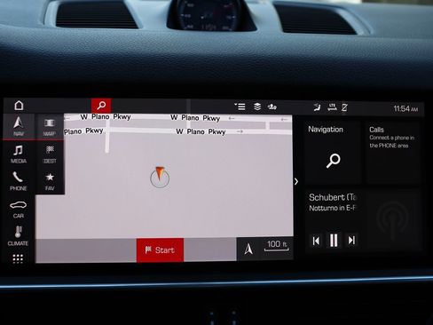 Used 2021 Porsche Cayenne Coupe image 24