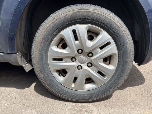 Used 2017 Dodge Journey SE w/ Flexible Seating Group image 4