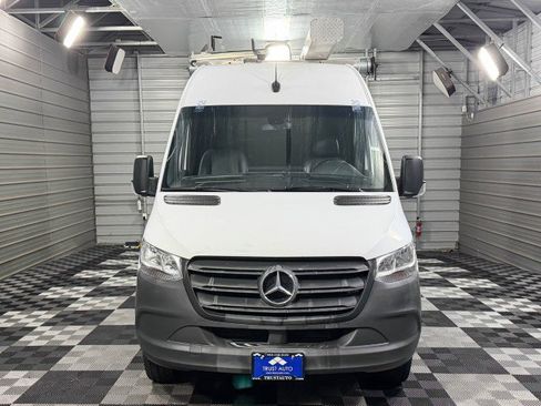 Used 2021 Mercedes-Benz Sprinter 3500 image 3