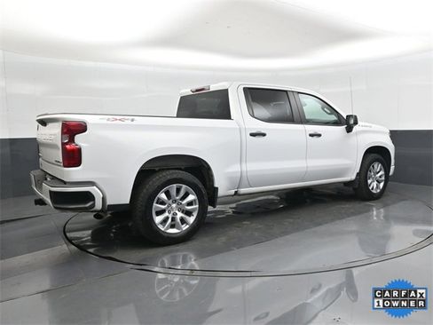 Used 2023 Chevrolet Silverado 1500 Custom image 3
