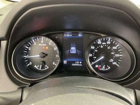Used 2019 Nissan Rogue Sport SV AWD/4WD image 24