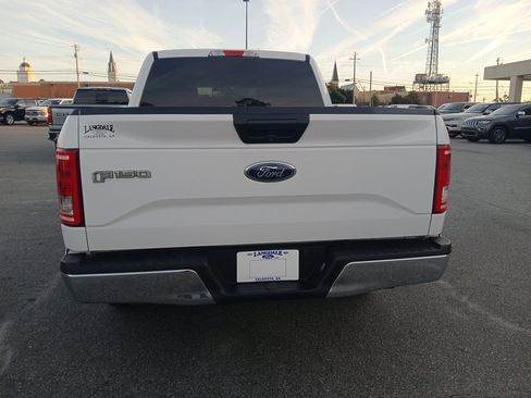 Used 2017 Ford F150 XLT image 5