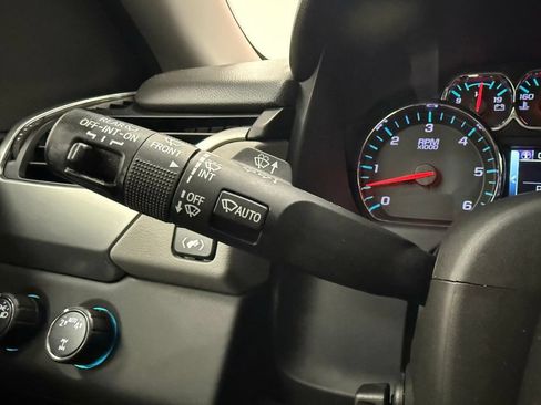Used 2020 Chevrolet Tahoe LT AWD/4WD image 24